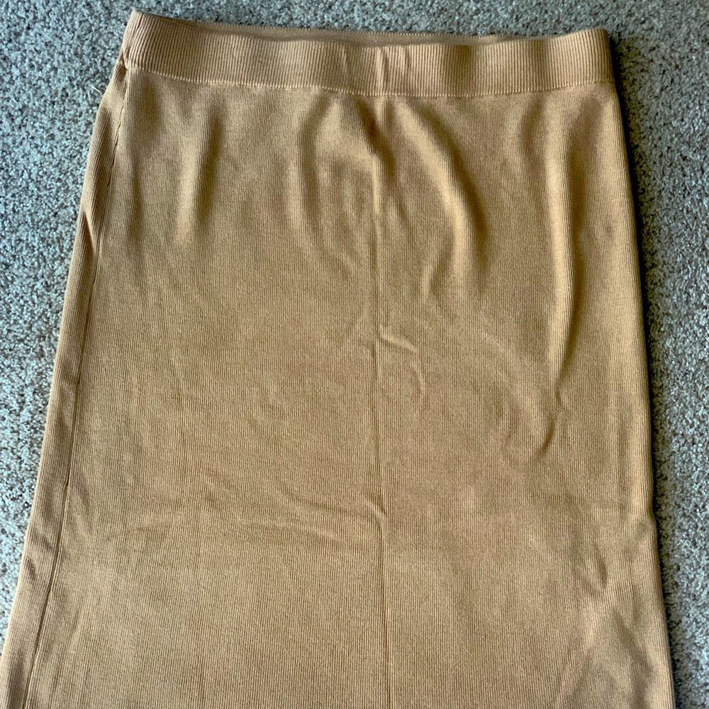 Banana Republic Ribbed Pencil Skirt